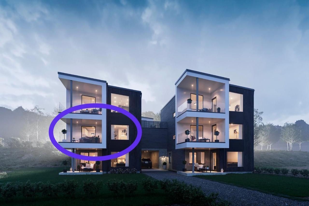 Veien Til Senja Appartement Finnsnes Buitenkant foto