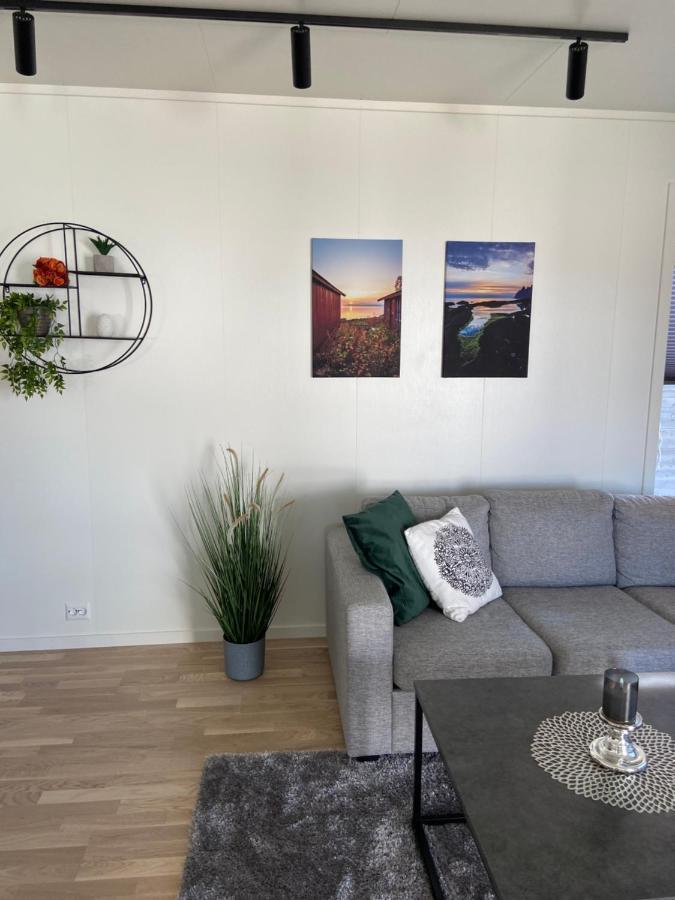 Veien Til Senja Appartement Finnsnes Buitenkant foto
